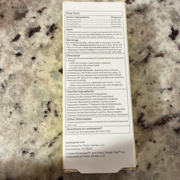 Brand new Supergoop!
Unseen Sunscreen SPF 40 - Picture 3 of 6